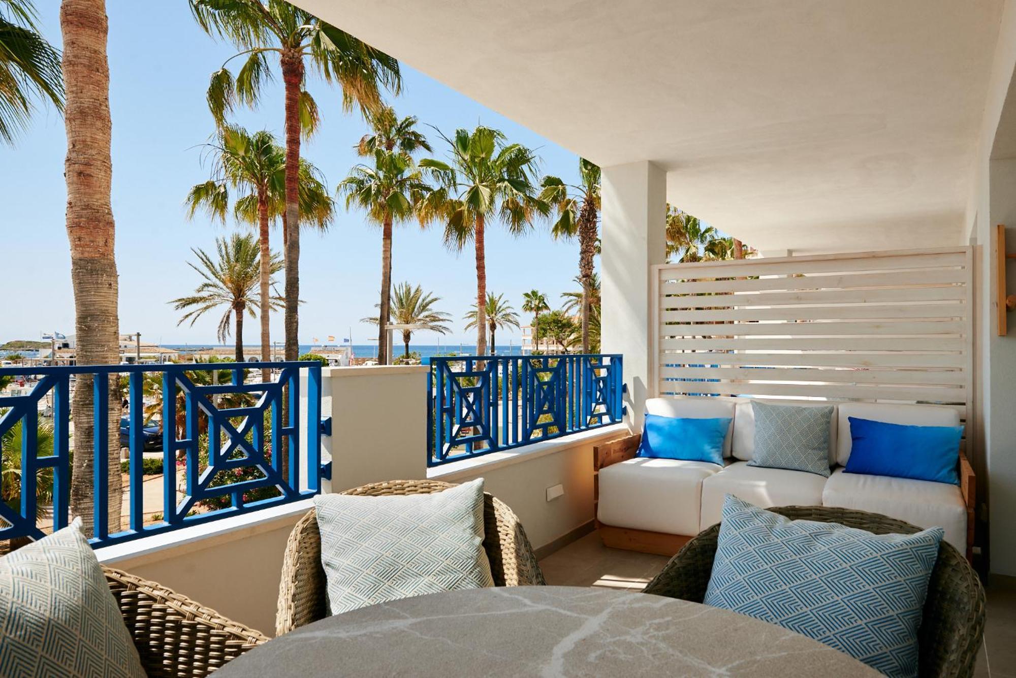 Honucai Hotel 4*